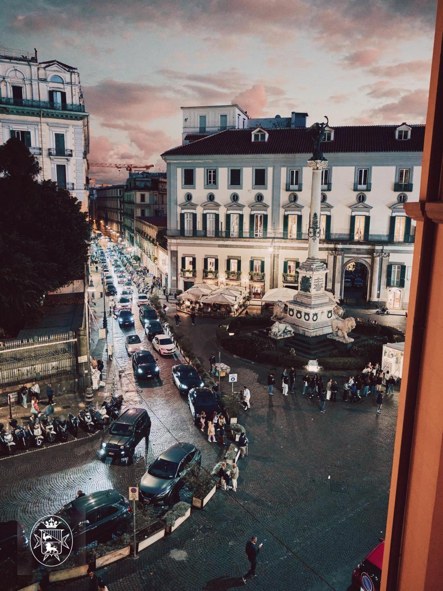 나폴리 Vista Piazza Dei Martiri B&B 외부 사진